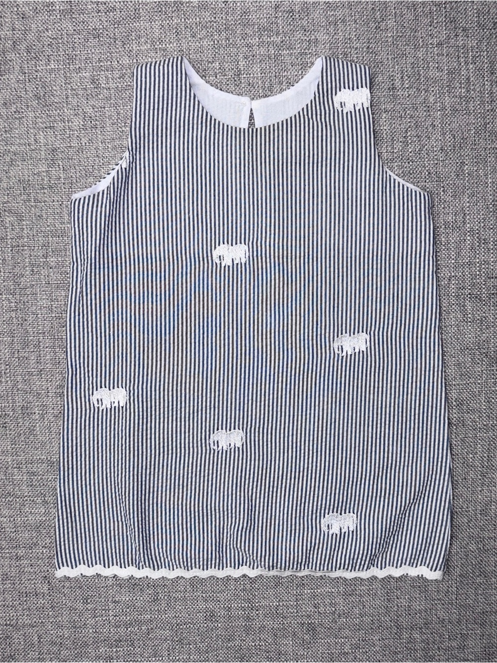 Piping Prints 6-12m seersucker shift dress with embroidered elephants VGUC